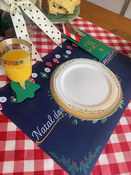 Mesa Posta Personalizada: Nome da Família para Ceia Natal
