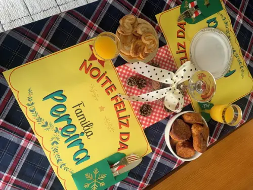 Mesa Posta Ceia de Natal Personalizada com o Nome da Família