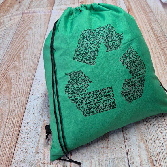 Mochila Verde Personalizada Brinde Sustentável