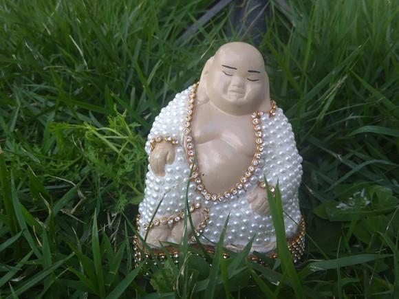 Buda com Perolas