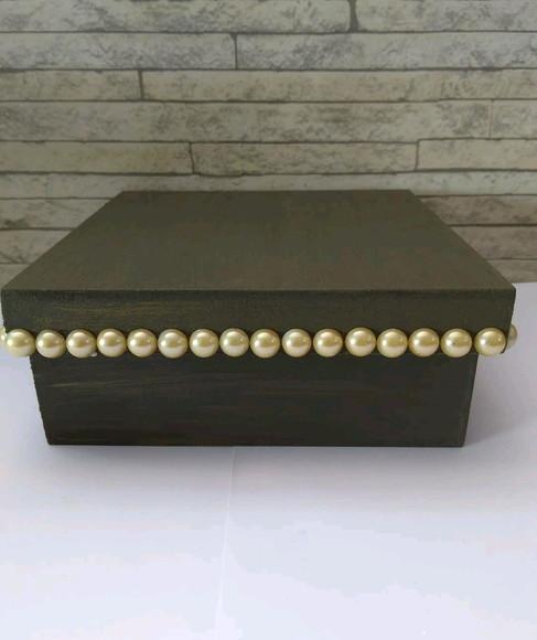Caixa em mdf 15x15 com Pérolas