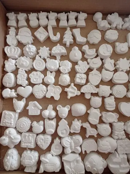 Kit com 100 Peças Gesso Cru para Pintura Recreação Infantil