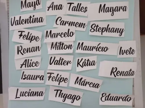 Adesivo Nome Personalizado Vinil 2cm