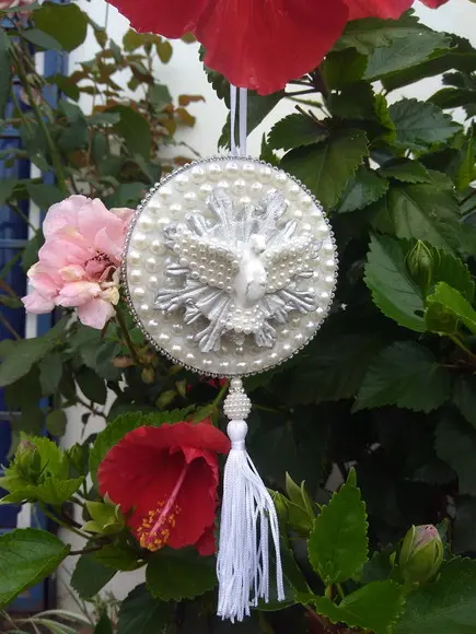 Pingente Mandala Divino Espírito Santo 10cm com Pérolas