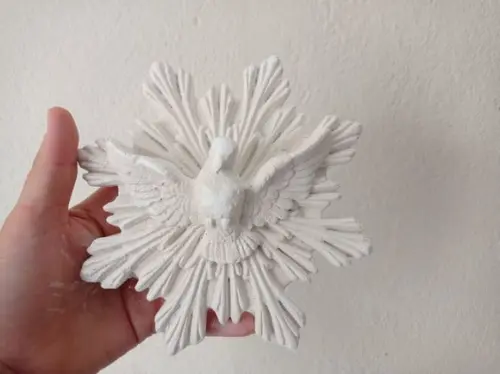 35 Divino Espírito Santo em Gesso Cru 15cm