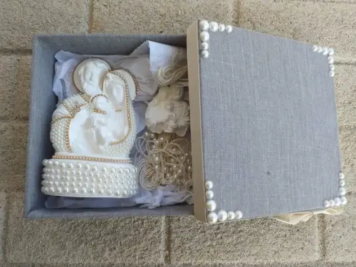 Kit Caixa mdf + Sagrada Familia + Pingente