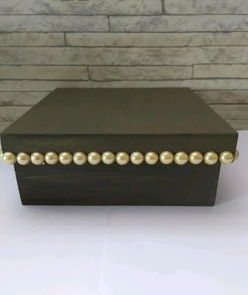 Caixa em mdf 15x15 com Pérolas