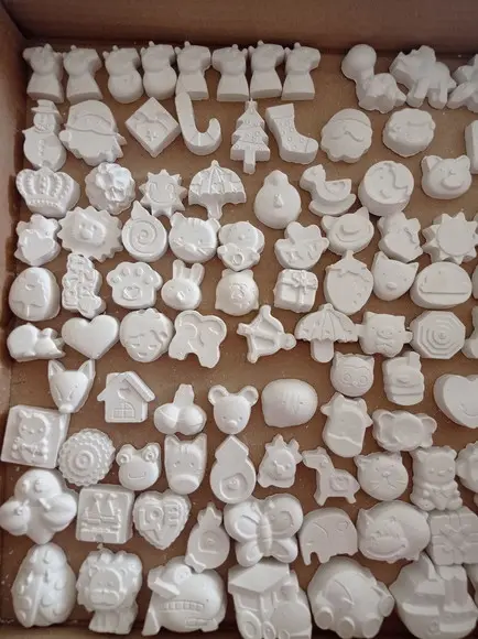Kit com 2000 Peças Gesso Cru para Pintura Recreação Infantil