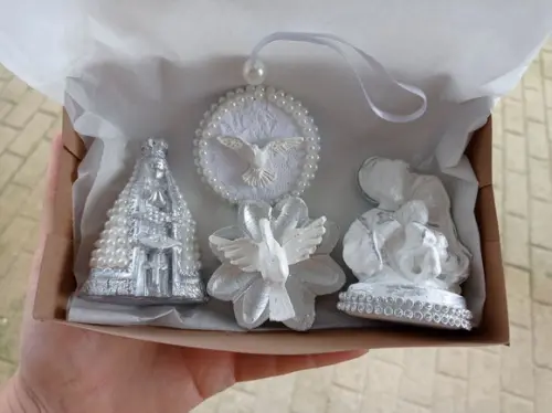 Kit Presente Anjinho Divino Espírito Santo e Nossa Senhora