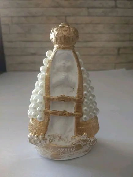 Nossa Sra Aparecida Baby 8.5cm com perolas