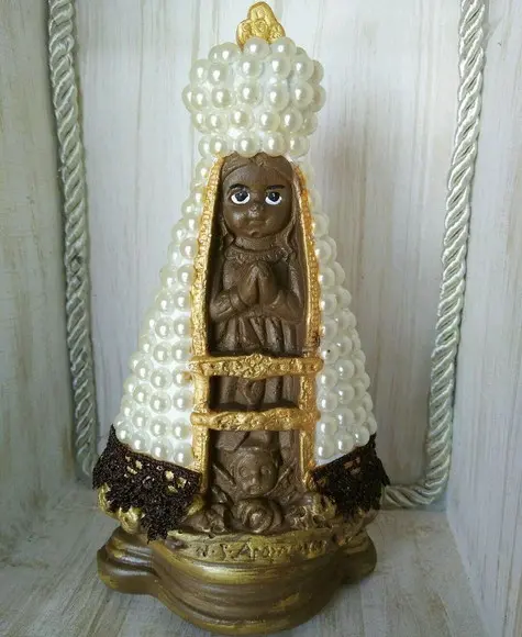 Nossa Sra Aparecida Baby 16cm c/ Pérolas