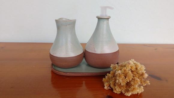 Kit para Lavabo Verde- Saboneteira e Aromatizador 3 Peças