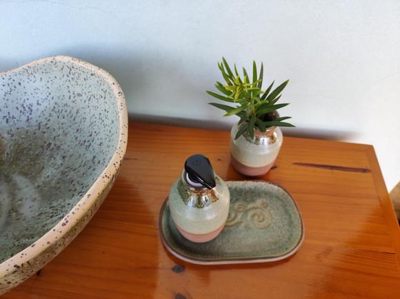 Kit Lavabo Aurora Verde com Saboneteira e Aromatizador 3 Pçs
