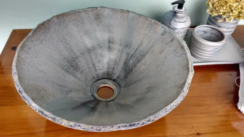 Cuba de Apoio Cônica em Cerâmica Artesanal 36 cm de Diâmetro