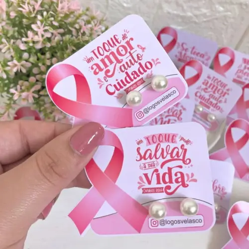 Tag com Brinco Outubro Rosa