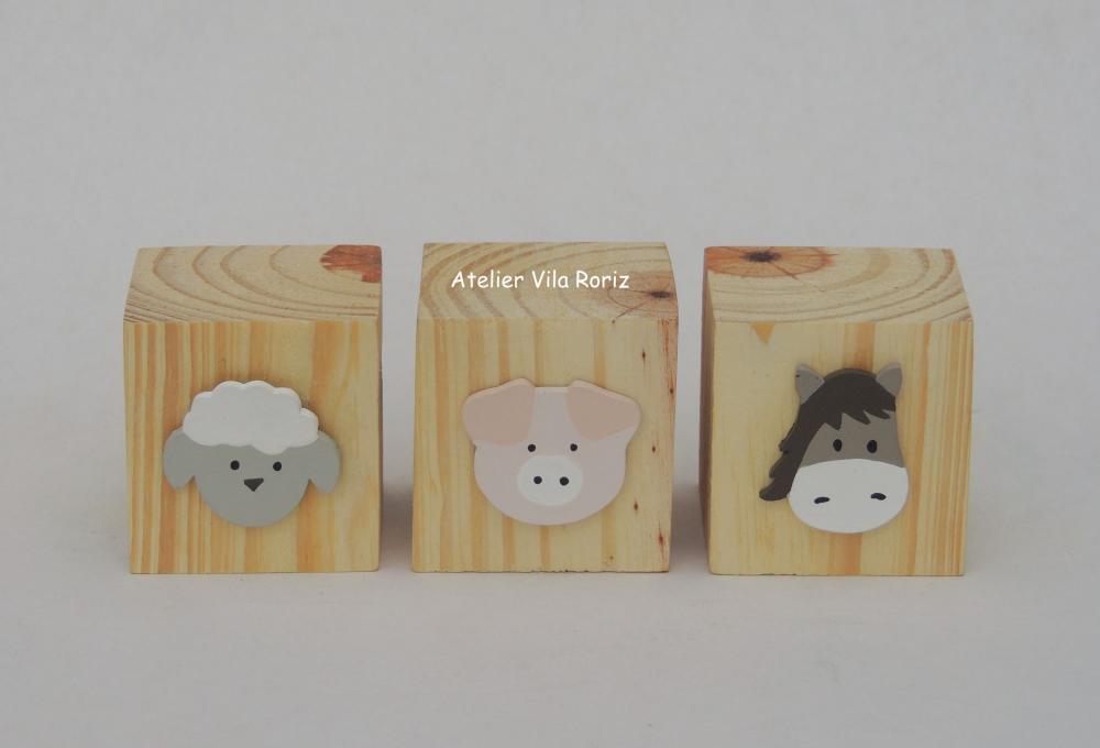 Trio Cubos Pinus Apliques Fazendinha (Valor do Trio)