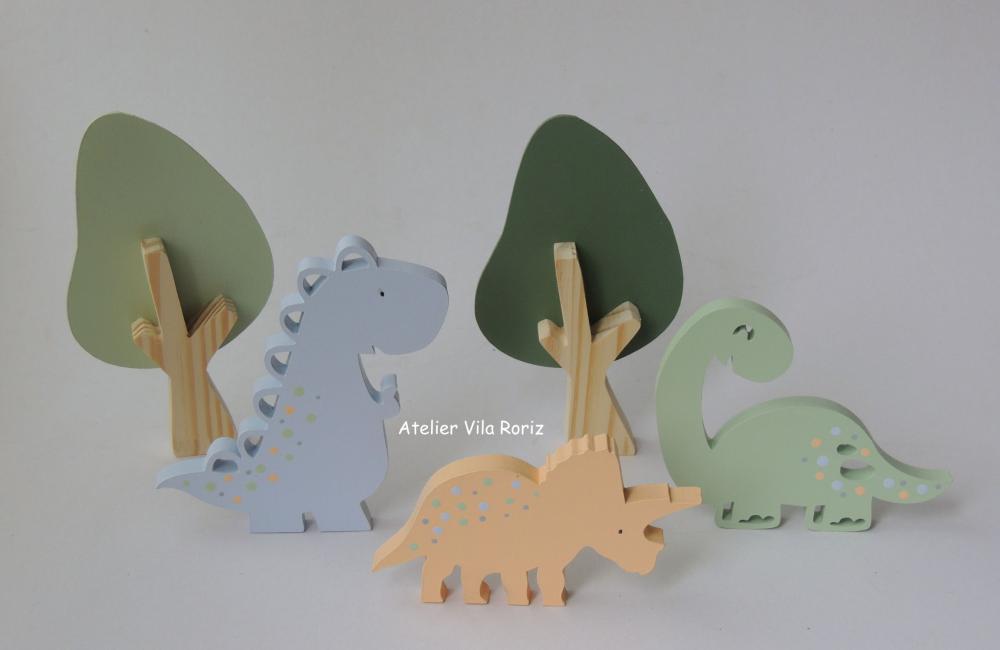 Kit Adornos Madeira Dinossauros e Árvores