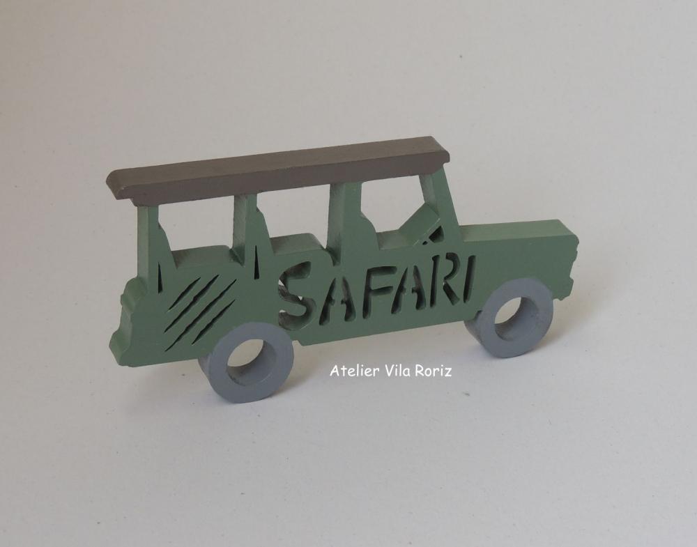 Adorno Madeira Jeep Safári