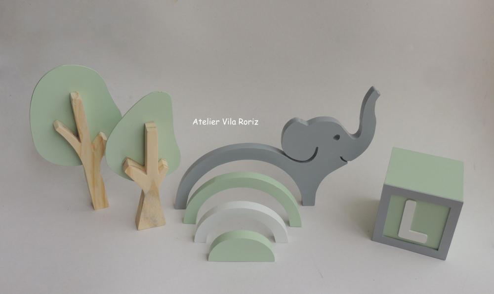 Kit Elefante Arcos, Árvores Pinus e Cubo Letra