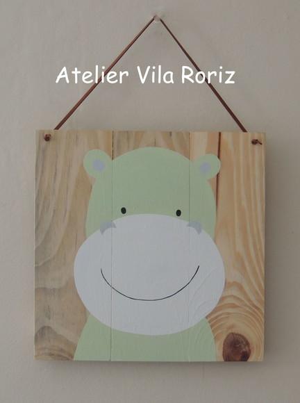 Placa Pinus Pintada à Mão Safári 30 x 30 cm (Vários Modelos)
