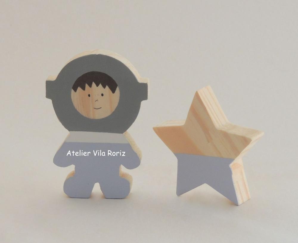 Dupla de Adornos: Astronauta e Estrela Pinus