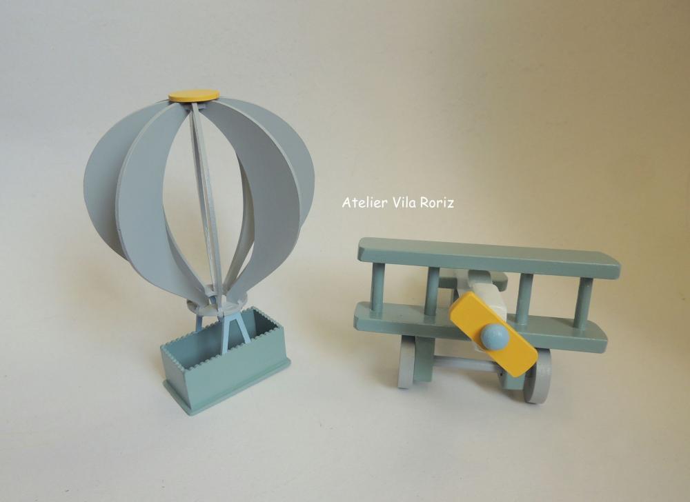 Kit Adornos: Avião 3d e Balão Verde Azulado