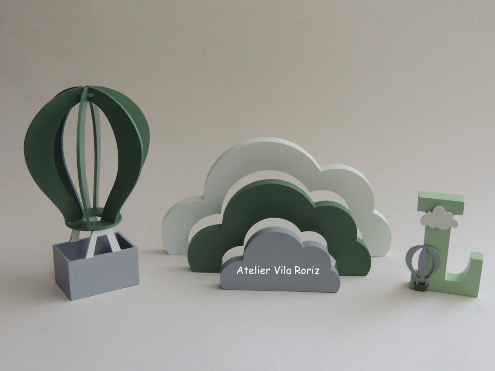 Kit Adornos: Balão 3d, Nuvem Arcos e Letra 15 cm Tons de Verde e