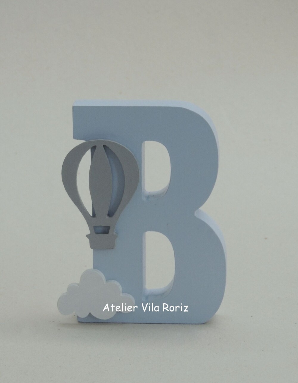 Adorno Letra Madeira 10 cm Balão e Nuvem