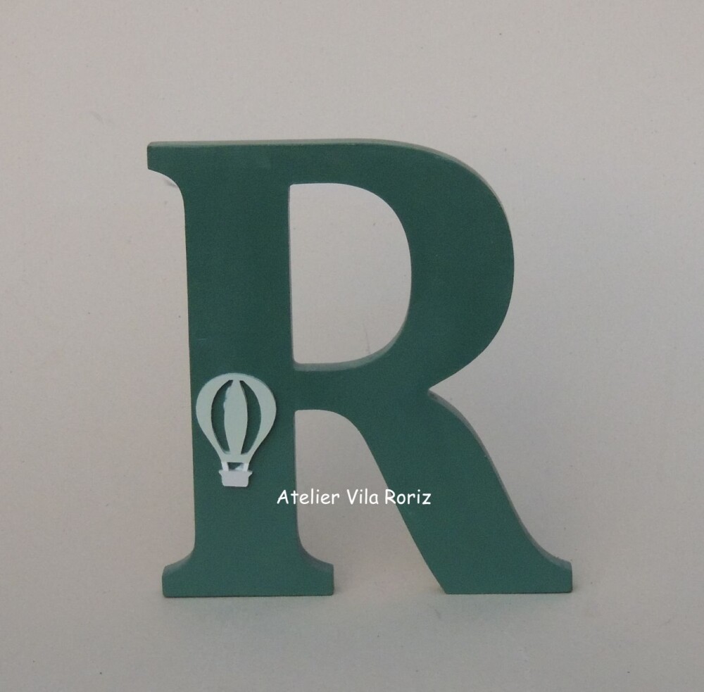 Adorno Letra Madeira Verde 20cm (Apliques Diversos)