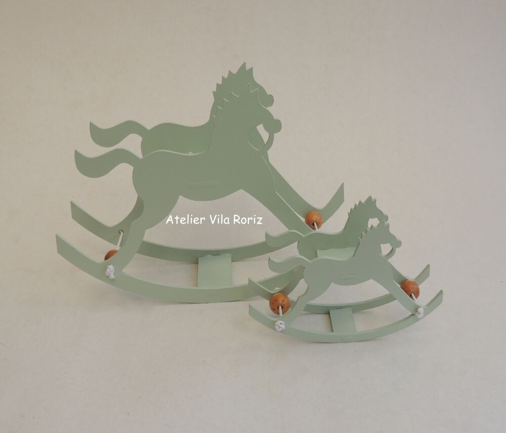 Adorno Madeira Cavalo de Balanço 3d