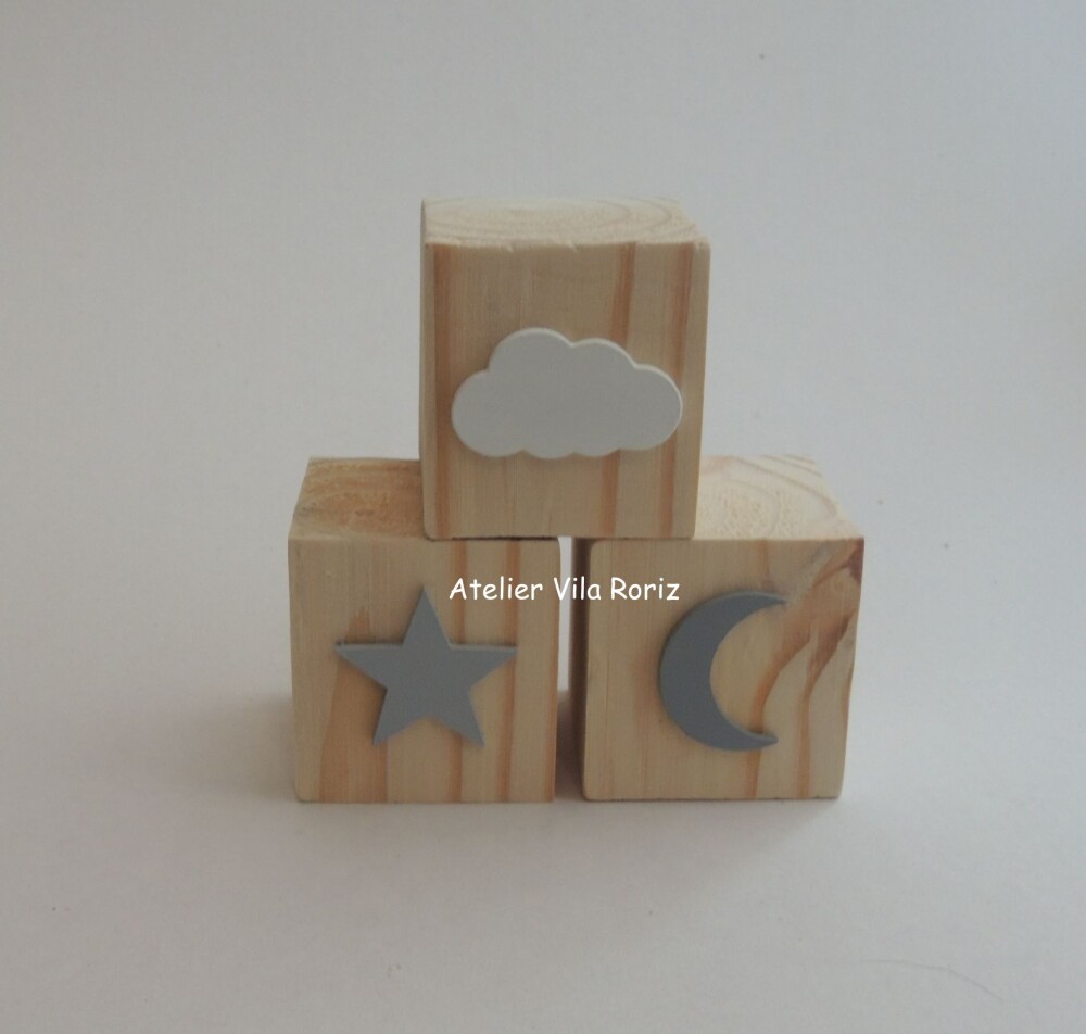 Kit Adornos: Nuvem Arcos e Letra Inicial 15 cm