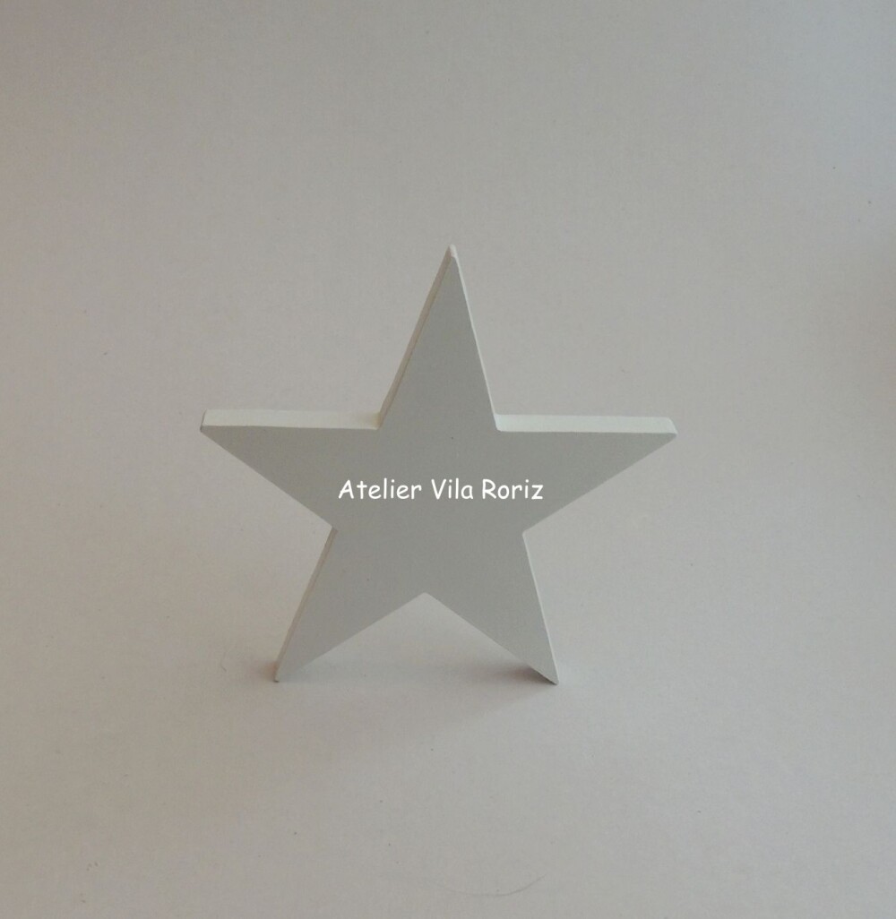 Adorno Madeira Estrela Branca