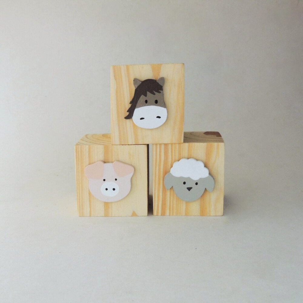 Trio Cubos Pinus Apliques Fazendinha (Valor do Trio)