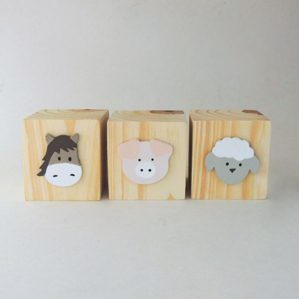 Trio Cubos Pinus Apliques Fazendinha (Valor do Trio)