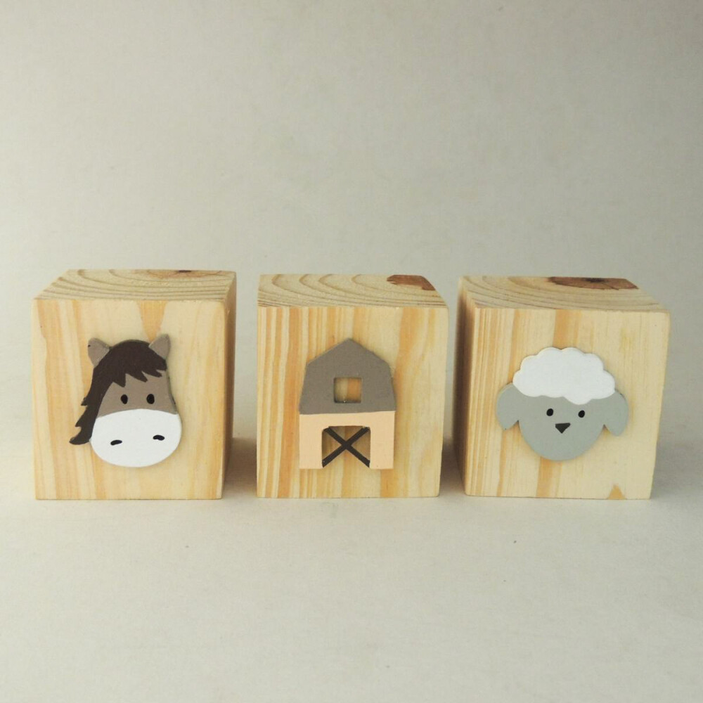 Trio Cubos Pinus Apliques Fazendinha (Valor do Trio)