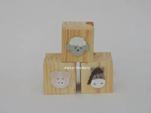 Trio Cubos Pinus Apliques Fazendinha (Valor do Trio)
