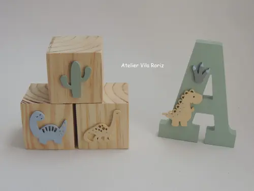 Kit Dino Arcos, Letra 15cm e Trio Cubos Dinossauros