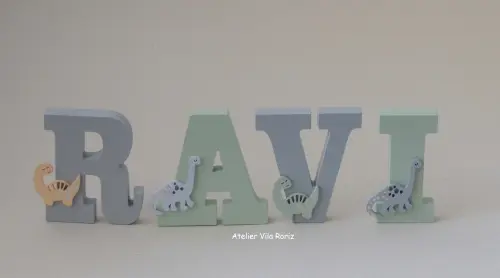 Nome Madeira Dinossauros 4 letras