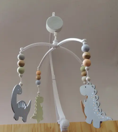 Móbile Giratório e Musical Dinossauros Modelo A