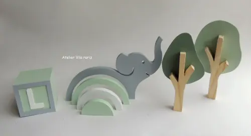 Kit Elefante Arcos, Árvores Pinus e Cubo Letra