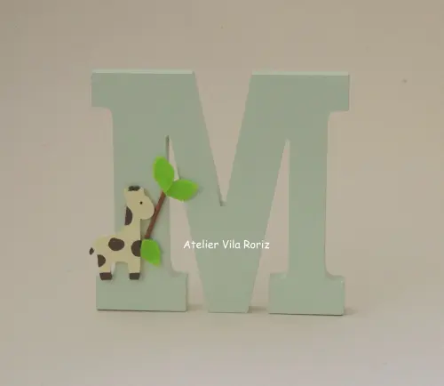 Letra Inicial Madeira 18 cm Safári