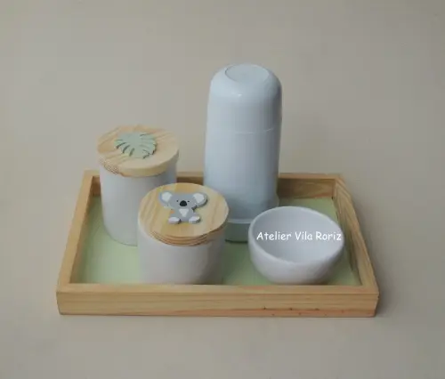Kit Higiene Bandeja Pinus P Safári 4 Peças