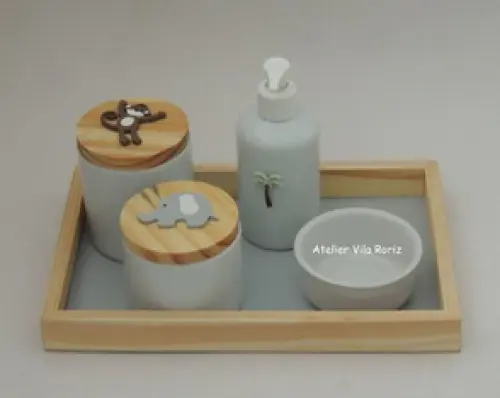 Kit Higiene Bandeja Pinus P Safári 4 Peças