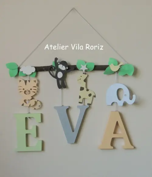 Porta Maternidade Galho Safári 3 Letras