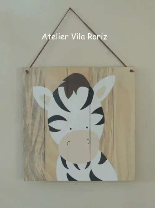 Placa Pinus Pintada à Mão Safári 30 x 30 cm (Vários Modelos)