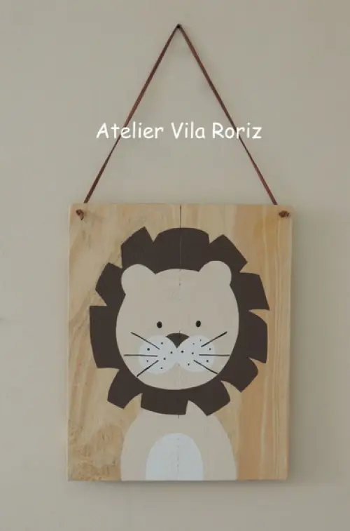 Placa Pinus Pintada à Mão Safári 20 x 30 cm (Vários Modelos)