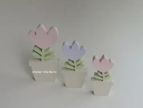 Adorno Madeira Trio Tulipas