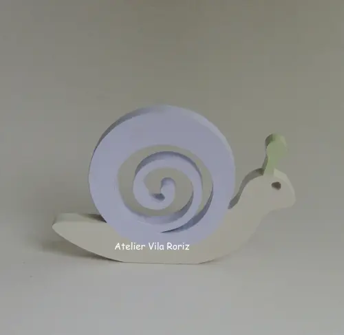 Adorno Madeira Caracol Rosa e Bege