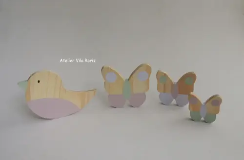 Kit Adornos 3 Borboletas e Passarinho Pinus