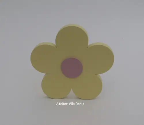 Kit Adornos: Letra Inicial, Flor e Trio Cubos Pinus Jardim
